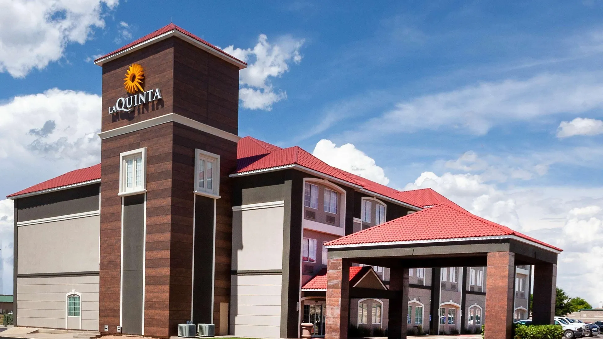 4 Smart Design Hotels Near Midland County Historical Museum Worth Booking