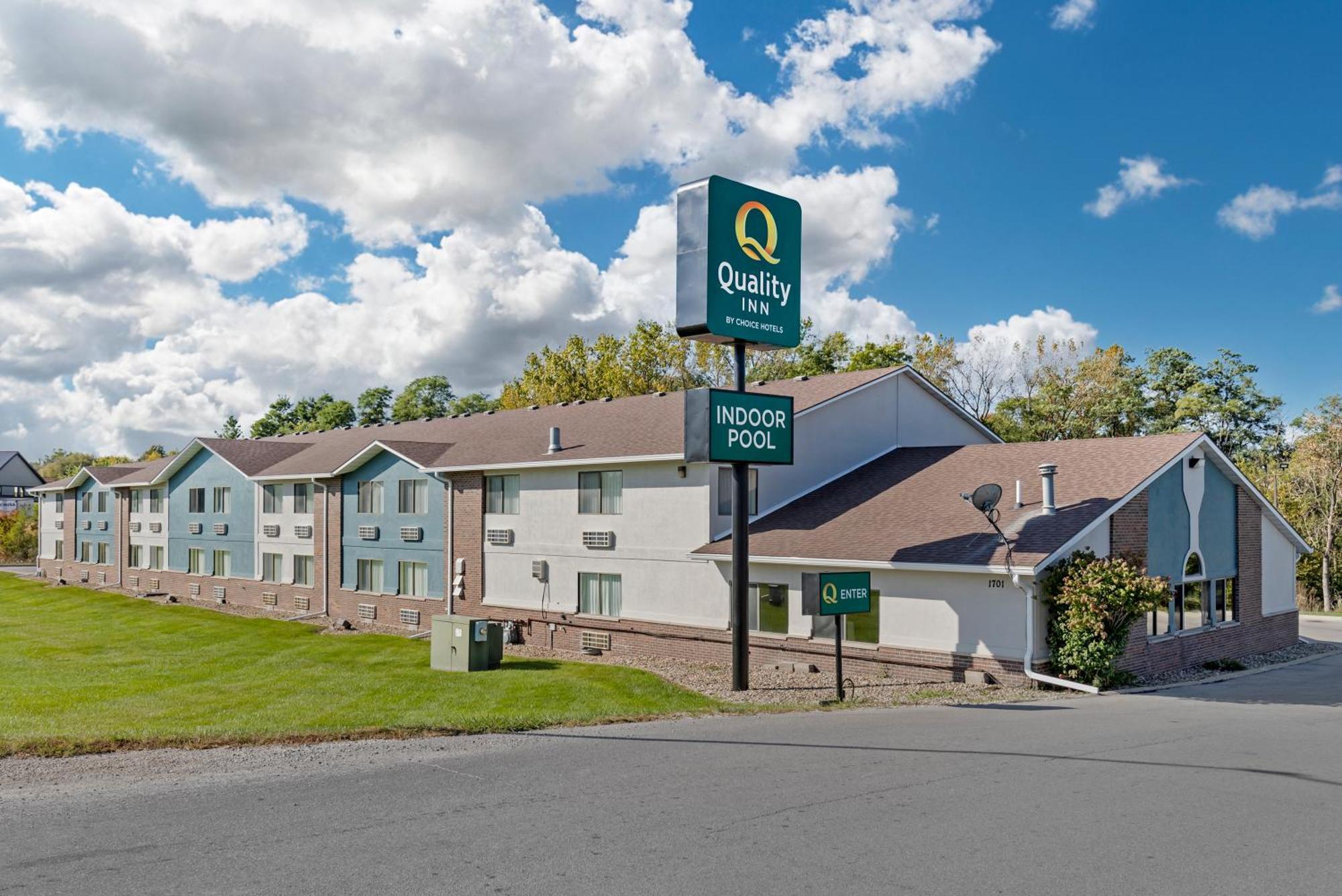 13 Iowa Hotels That Guests Rate Highest for Location